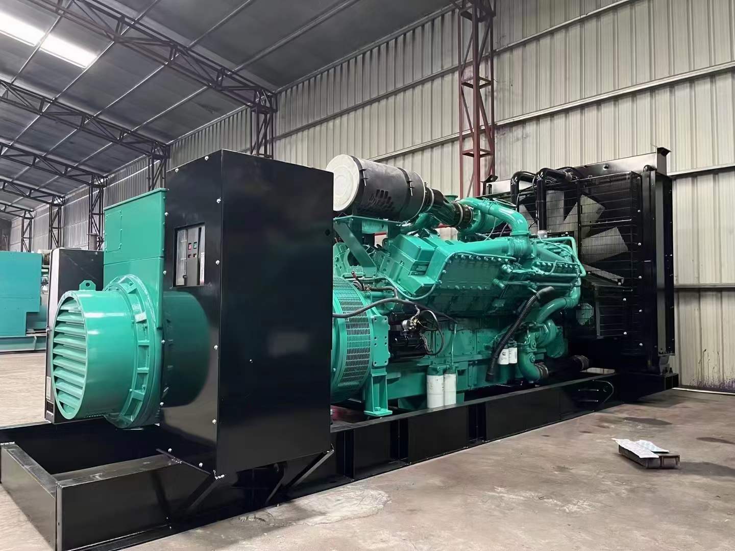 额敏如何降低 800kW 柴油发电机输出电流的波动？